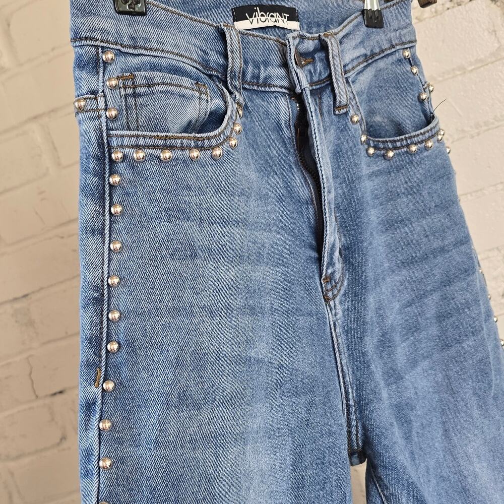 Vibrant M.i.U. High-Waisted Wide-Leg Jeans | Metal Silver Grommet | Streetwear